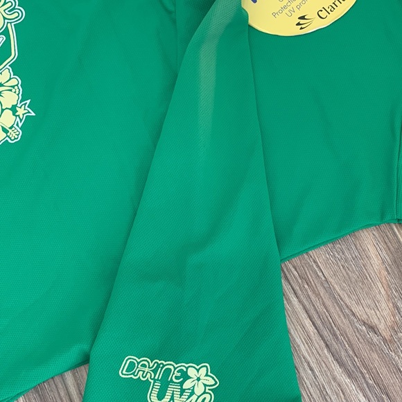 Dakine Rash Guard Bundle - Picture 8 of 8